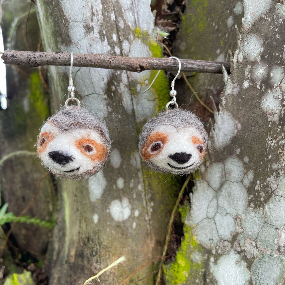 Hand crafted sloth needle felted earrings unique handmade one of a kind … - Picture 11 of 11